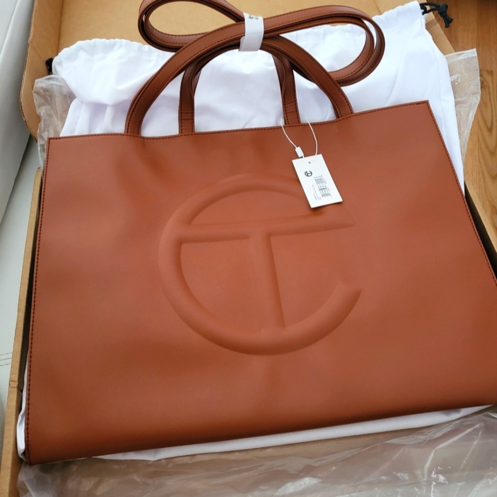 Telfar large bag in tan